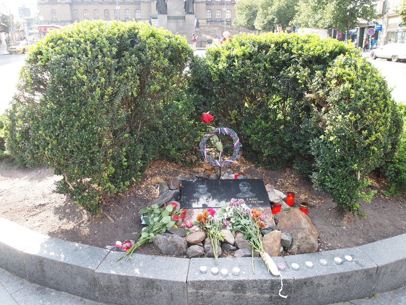 プラハの春ヤン･パラフ(Jan Palach）、ヤン･ザイーツ(Jan Zajíc)の記念碑